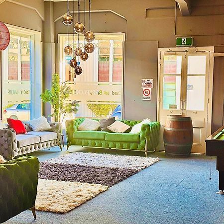 Crashpalace Backpackers ネーピア エクステリア 写真